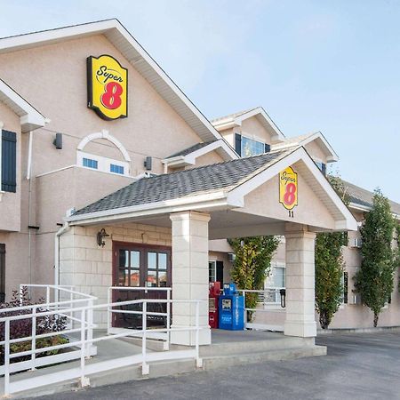 Hotel Super 8 By Wyndham Cochrane Extérieur photo