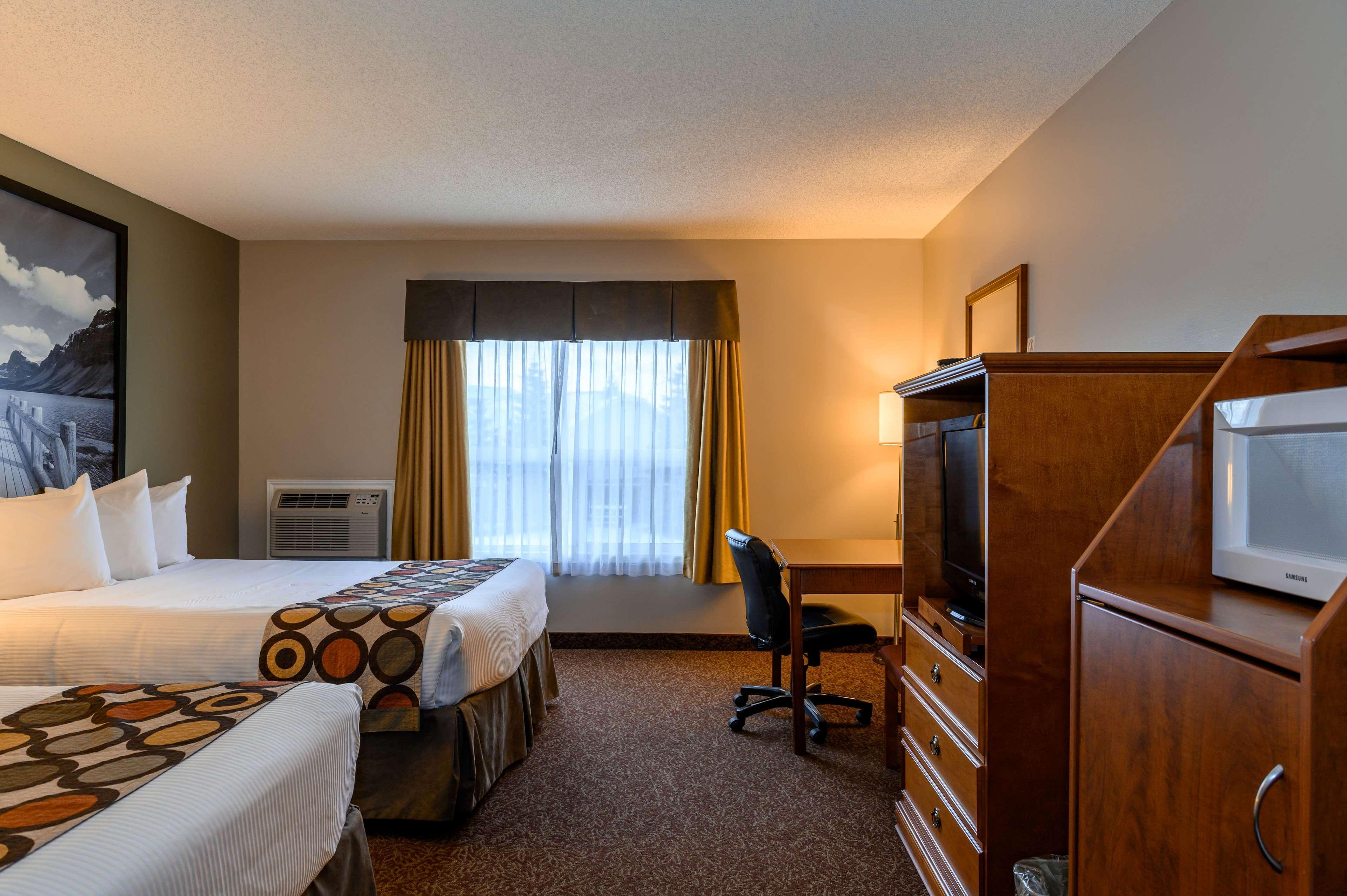 Hotel Super 8 By Wyndham Cochrane Extérieur photo