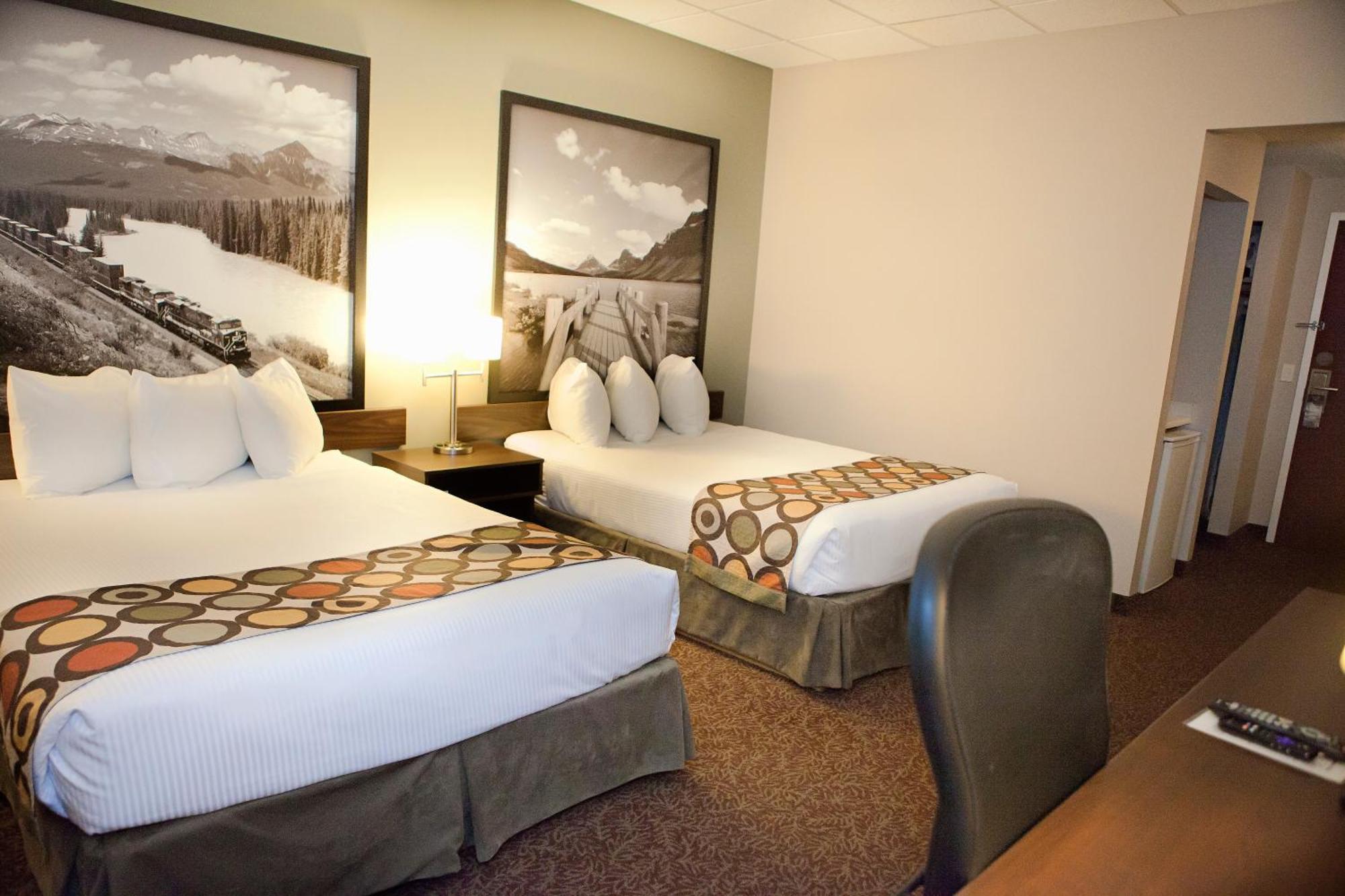 Hotel Super 8 By Wyndham Cochrane Extérieur photo