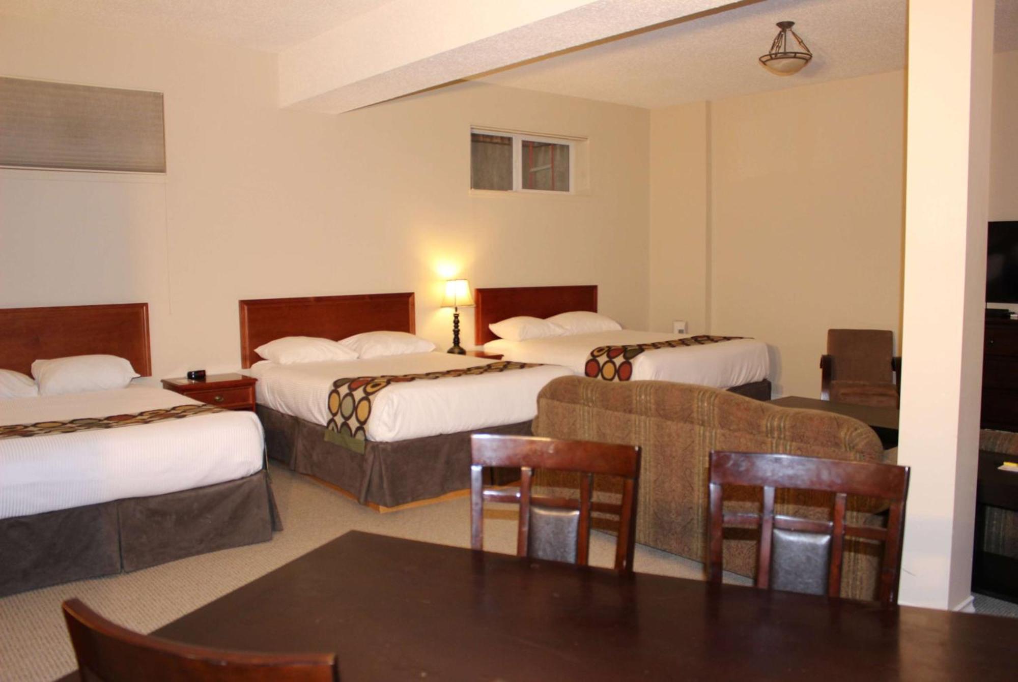 Hotel Super 8 By Wyndham Cochrane Extérieur photo